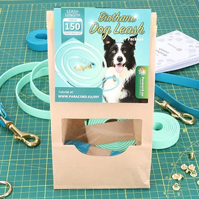 Kit de bricolage pour la fabrication d'une laisse de chien en biothane avec 2 couleurs