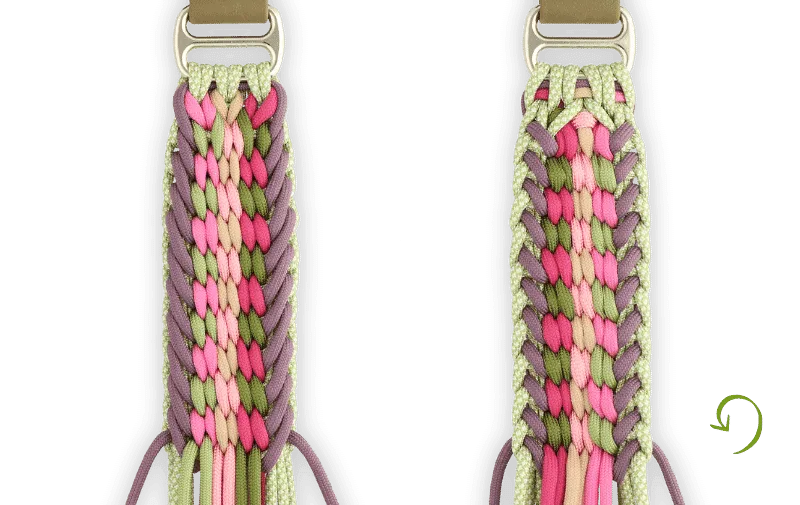 What the front and the back of the paracord knot looks like with Cookies Wave